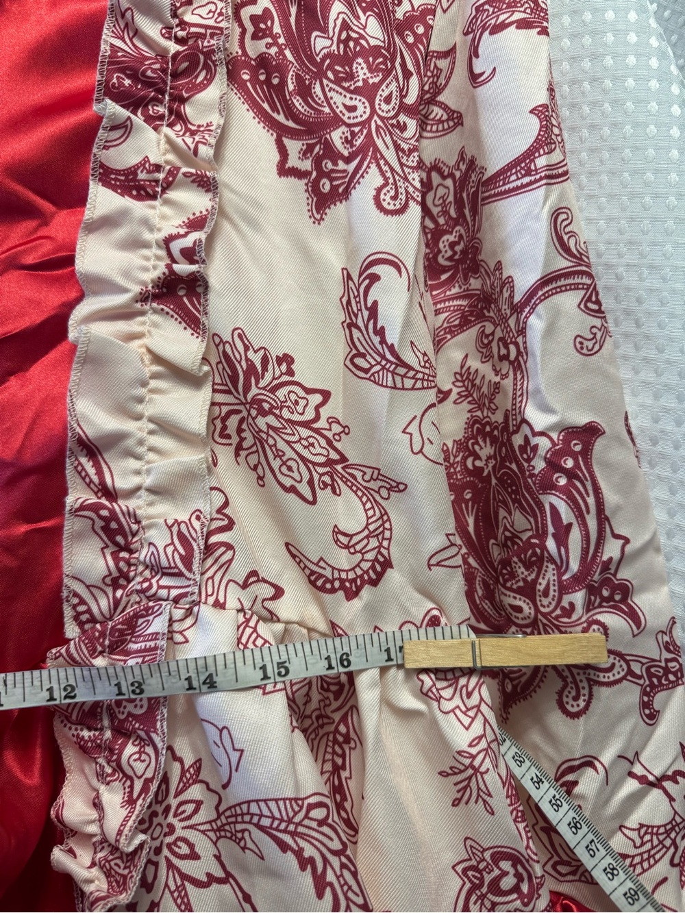 Red & Cream Floral Satin-Trim Women's costume dress - Picture 6 of 7